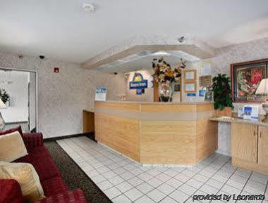 Days Inn By Wyndham Еймс Екстер'єр фото